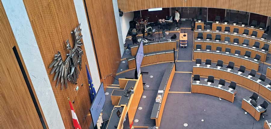 Kontroverse Debatte über Neutralität und Sicherheitsstrategie im Nationalrat