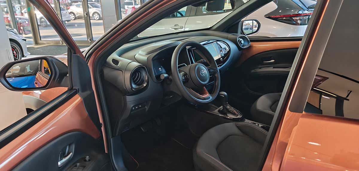 Toyota Aygo X Hybrid: Kleinwagen setzt Maßstäbe beim Verbrauch